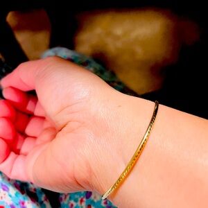 16” heart bangle diacut 18k Gold
